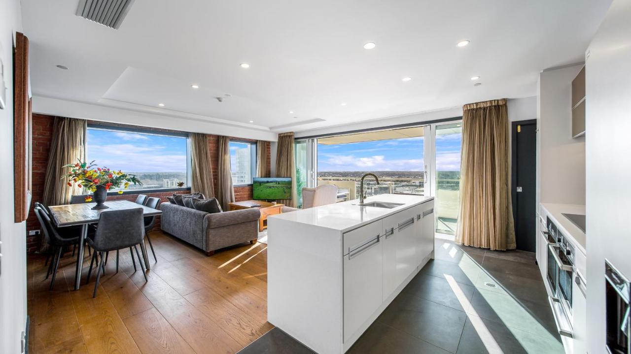Central City View With Free Valet Parking Christchurch Ngoại thất bức ảnh