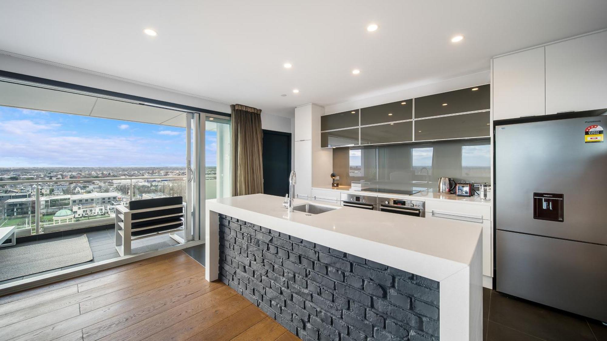 Central City View With Free Valet Parking Christchurch Ngoại thất bức ảnh